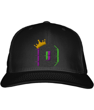 Load image into Gallery viewer, The King D42 Snapback Trucker Cap