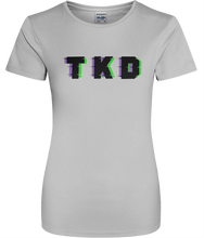 Load image into Gallery viewer, The King D42 Women&#39;s Cool Sports T-shirt
